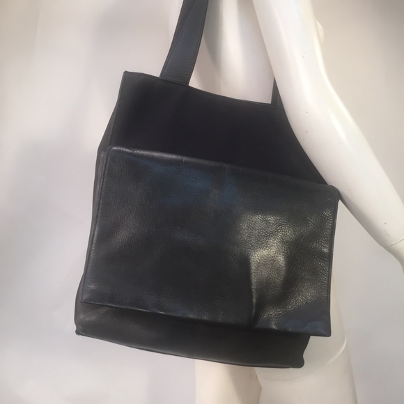 Hobo (International) Black Leather Tall Tote - Picture 15 of 15